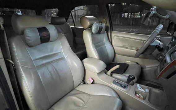 Silver Toyota Fortuner 2009 for sale in Antipolo-4