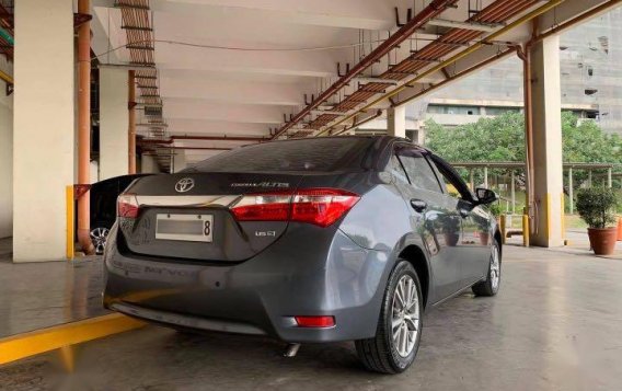 Silver Toyota Corolla Altis 2016 for sale in Mandaluyong -7