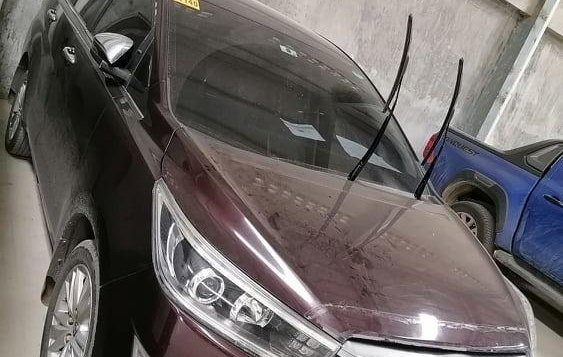 Selling Red Toyota Innova 2020 in Quezon