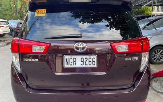 Red Toyota Innova 2021 for sale in Quezon -2