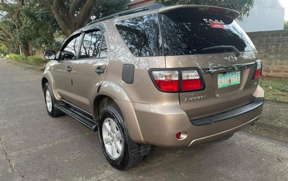 Silver Toyota Fortuner 2009 for sale in Antipolo-5