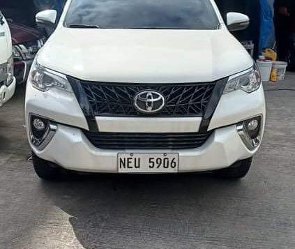 Sell Pearl White 2020 Toyota Fortuner in Quezon City-1