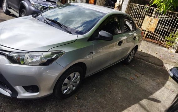Silver Toyota Vios 2017 for sale in Manual-1