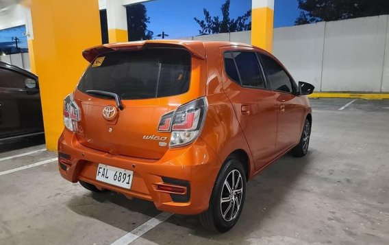 Selling Orange Toyota Wigo 2021 in Marikina-1