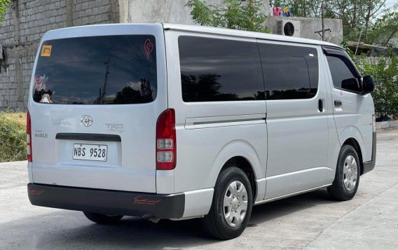 Silver Toyota Hiace 2019  for sale-5
