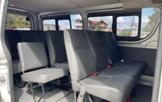 Silver Toyota Hiace 2019  for sale-9