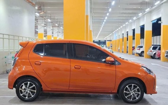 Selling Orange Toyota Wigo 2021 in Marikina-3