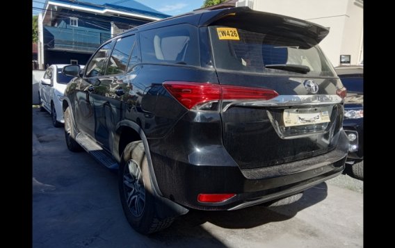 Black Toyota Fortuner 2020 SUV at  Automatic for sale-4
