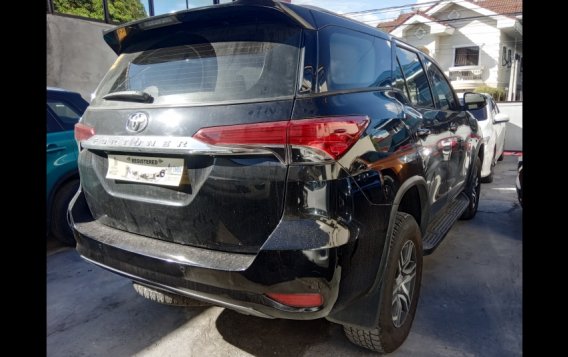 Black Toyota Fortuner 2020 SUV at  Automatic for sale-5