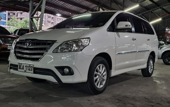 Selling Pearl White Toyota Innova 2015 in Pateros-2