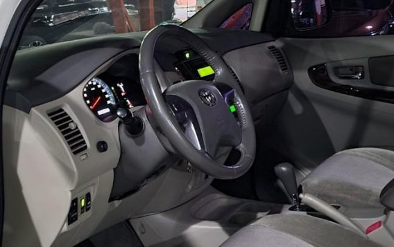 Selling Pearl White Toyota Innova 2015 in Pateros-7