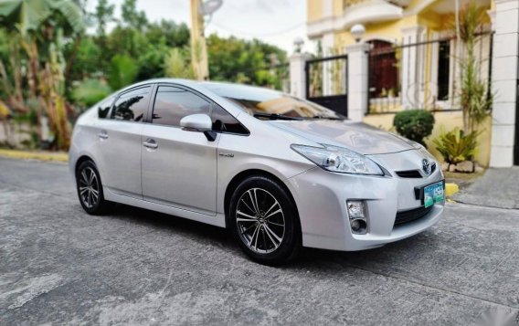 Silver Toyota Prius 2010 for sale in Automatic-2