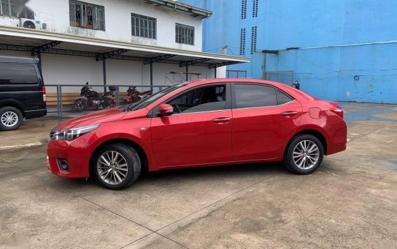 Red Toyota Corolla Altis 2017 for sale -1