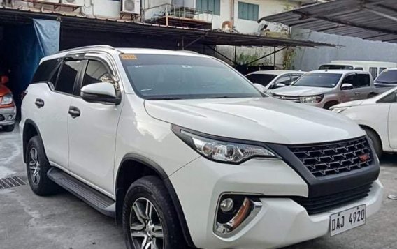 Pearl White Toyota Fortuner 2019 for sale in Automatic-3