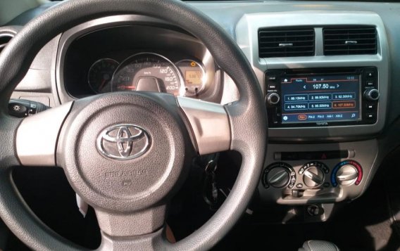 Selling White Toyota Wigo 2017 in General Trias-4