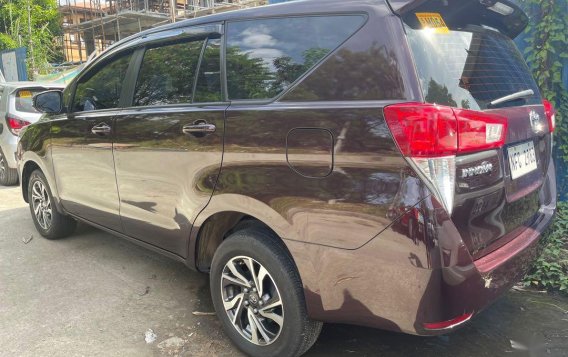 Selling Red Toyota Innova 2021 in Quezon City-3