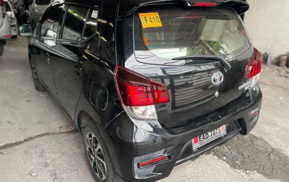 Selling Black Toyota Wigo 2020 in Quezon City-2