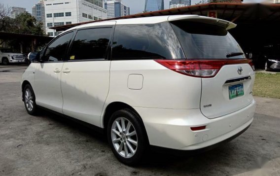 Selling Pearl White Toyota Previa 2014 in Pasig-1