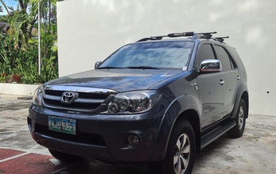 Sell Grey 2008 Toyota Fortuner in Marikina-1