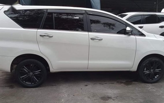 White Toyota Innova 2021 for sale in Quezon -2