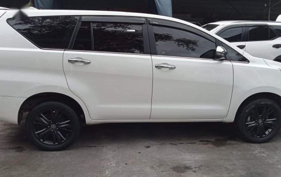 White Toyota Innova 2021 for sale in Quezon -2