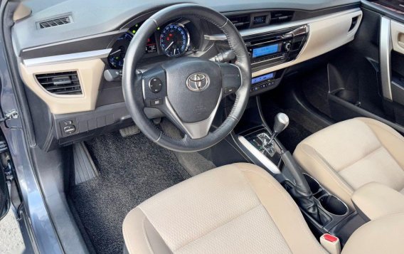 Selling Blue Toyota Corolla Altis 2015 in Cainta-5