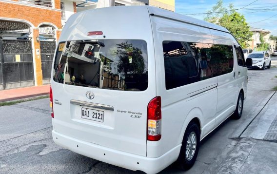 Selling Pearl White Toyota Hiace Super Grandia 2018 in Cainta-4