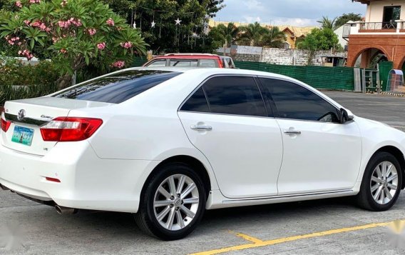 Pearl White Toyota Camry 2012 for sale in Las Piñas-4