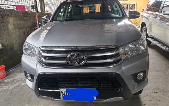 Silver Toyota Hilux 2016 for sale-2