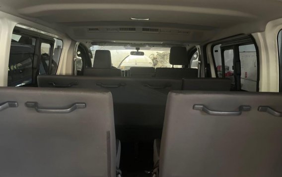 Pearl White Toyota Hiace 2020 for sale in Manual-4