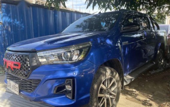 Selling Blue Toyota Hilux 2019 in Quezon-2
