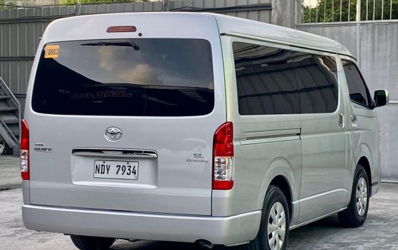 Silver Toyota Hiace 2016 for sale-6