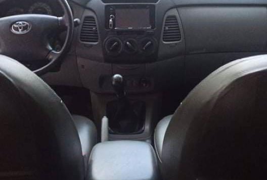 Grey Toyota Innova 2011 for sale-6