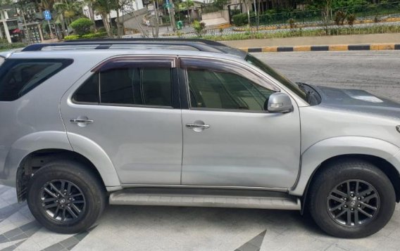 Brightsilver Toyota Fortuner 2015 for sale in Pasig -1