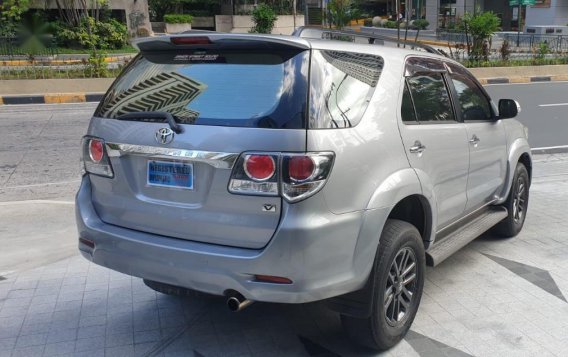 Brightsilver Toyota Fortuner 2015 for sale in Pasig -3