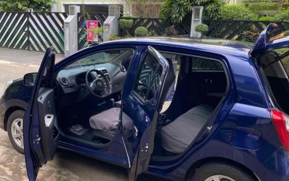 Selling Blue Toyota Wigo 2016 in Manila-8