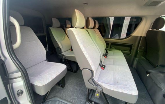 Silver Toyota Hiace 2016 for sale-6
