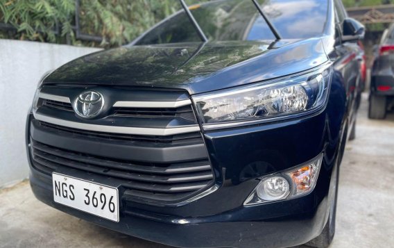 Selling Black Toyota Innova 2021 in Quezon City-1