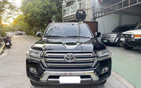 Sell Black 2018 Toyota Land Cruiser in Bacoor