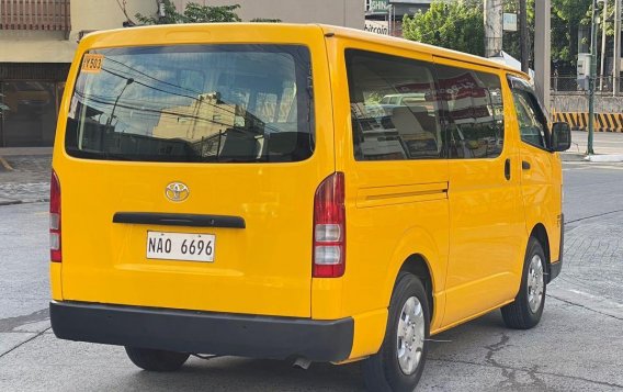 Sell Yellow 2018 Toyota Hiace in Makati-7