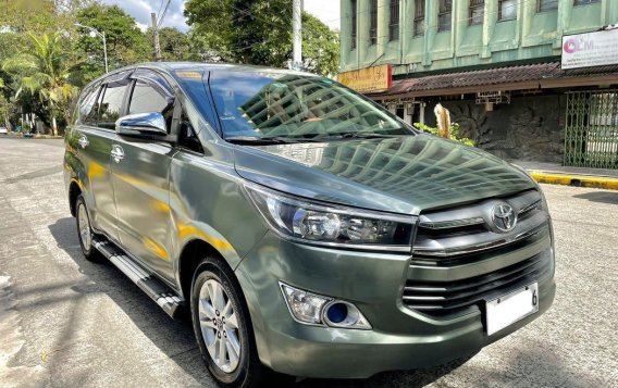 Grey Toyota Innova 2017 for sale in Manila