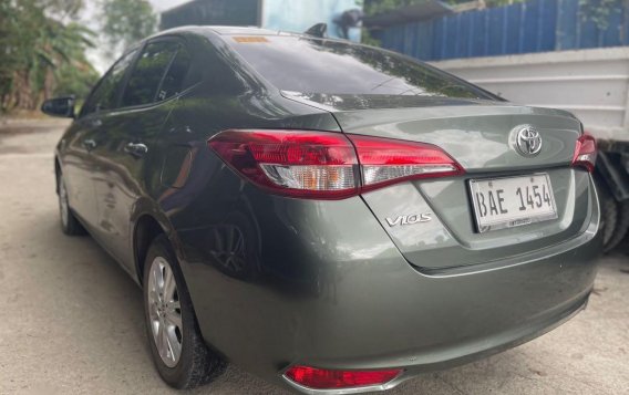 Selling Grey Toyota Vios 2020 in Quezon City-2