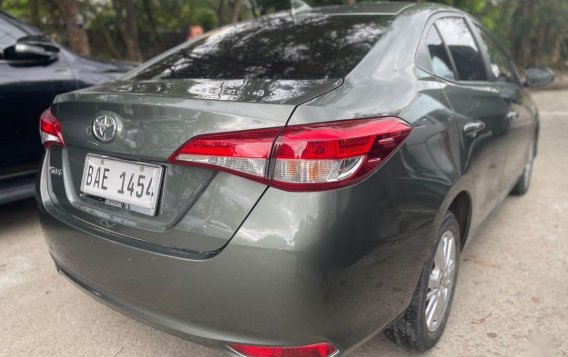Selling Grey Toyota Vios 2020 in Quezon City-3