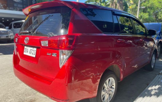 Selling Red Toyota Innova 2020 in Quezon City-2