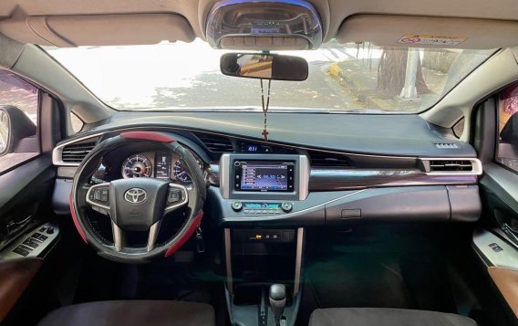 Grey Toyota Innova 2017 for sale in Manila-8