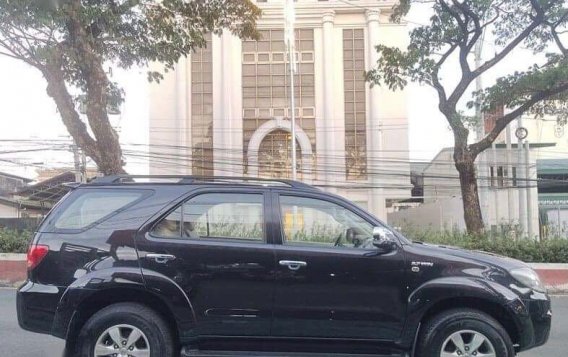 Sell Black 2007 Toyota Fortuner in Quezon City-3