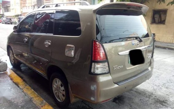 Sell Grey 2011 Toyota Innova in Bayombong-4