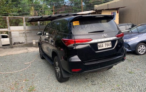 Black Toyota Fortuner 2018 for sale in Quezon City-2