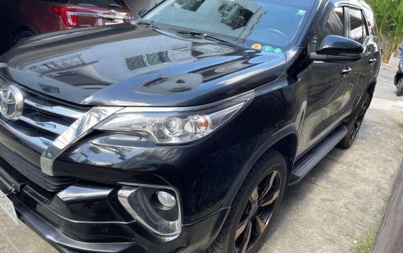 Black Toyota Fortuner 2018 for sale in Quezon-7