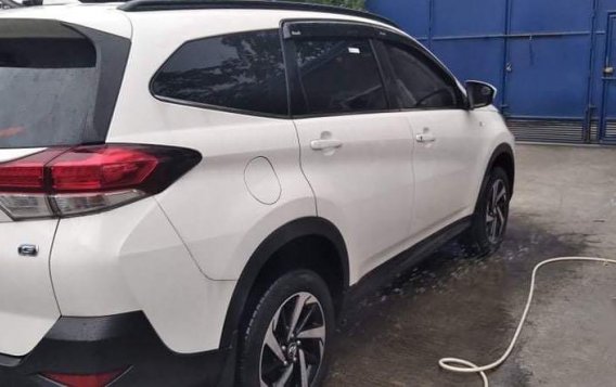 White Toyota Rush 2020 for sale in Quezon City-3